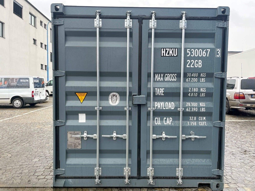 Container da 20 piedi: modifica per due magazzini da 10 piedi (HZKU 530 067-3)