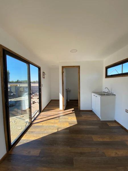 CABINA MODULARE IN NOCE 18 M²