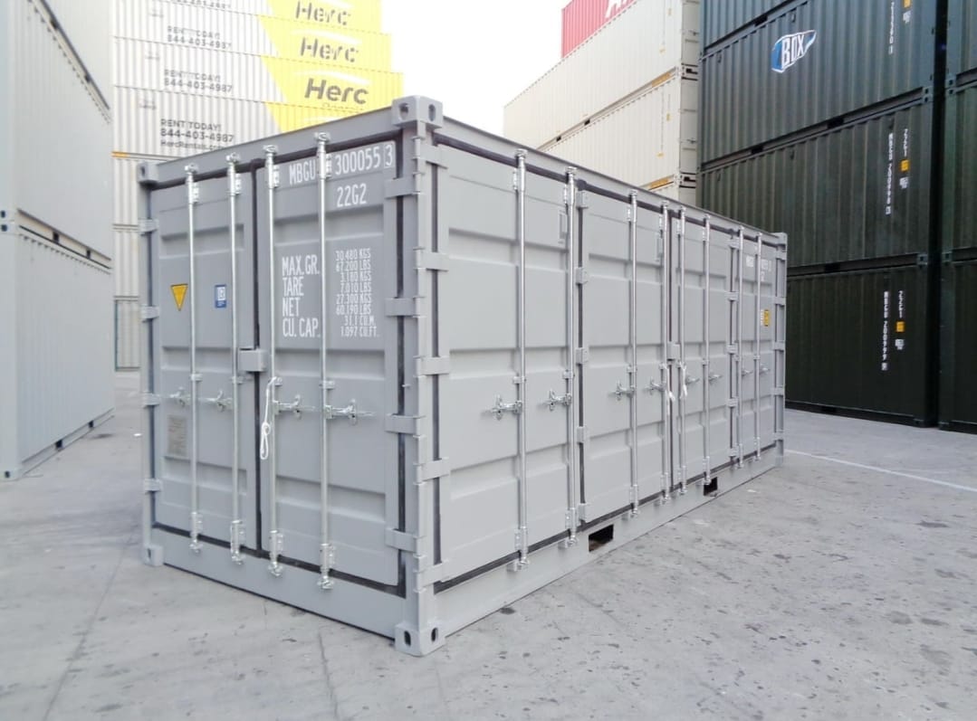 CONTAINER PER SPEDIZIONE CON LATO APERTO DA 20 PIEDI